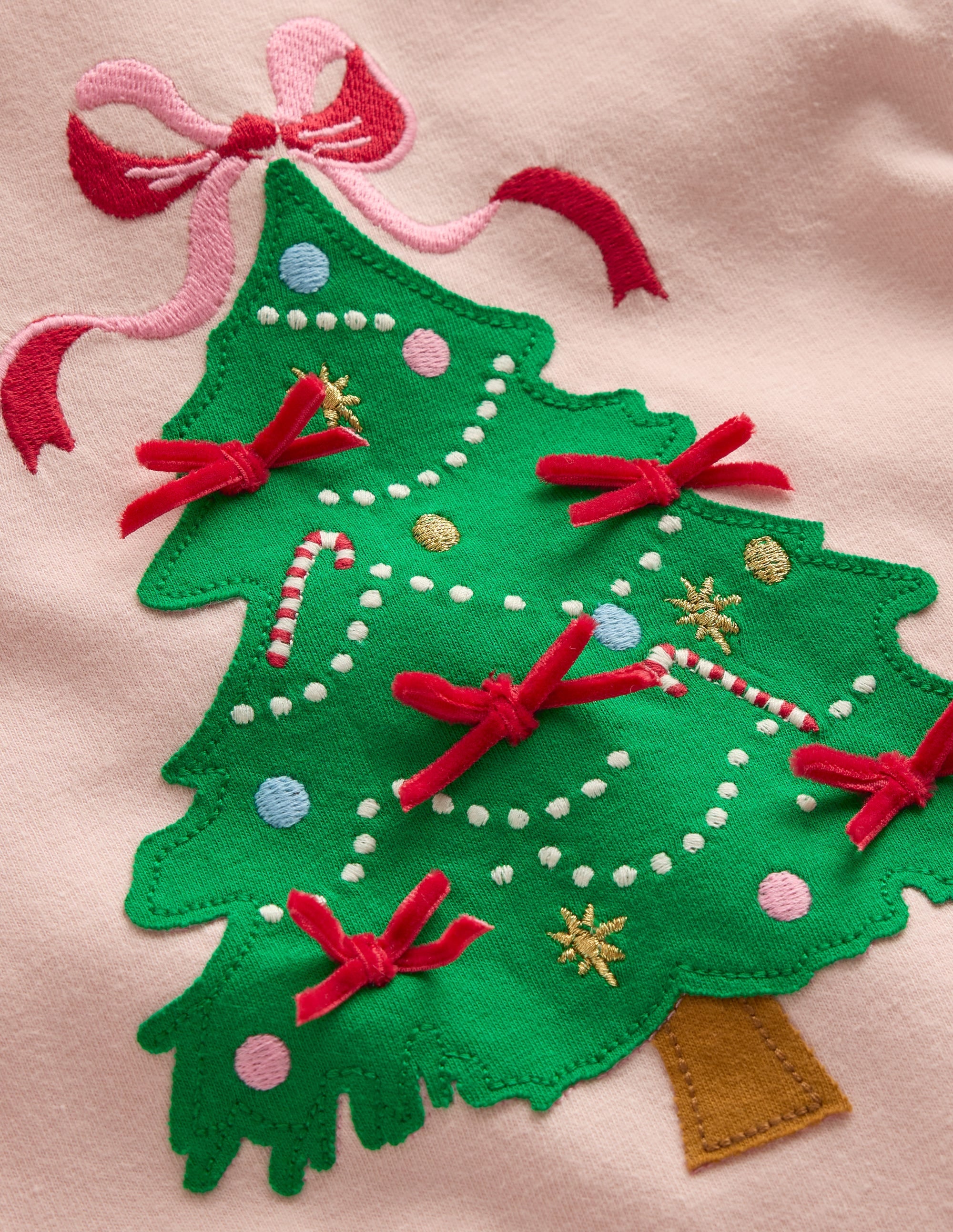 Frill Sleeve Appliqué T-shirt-Chalk Pink Christmas Tree