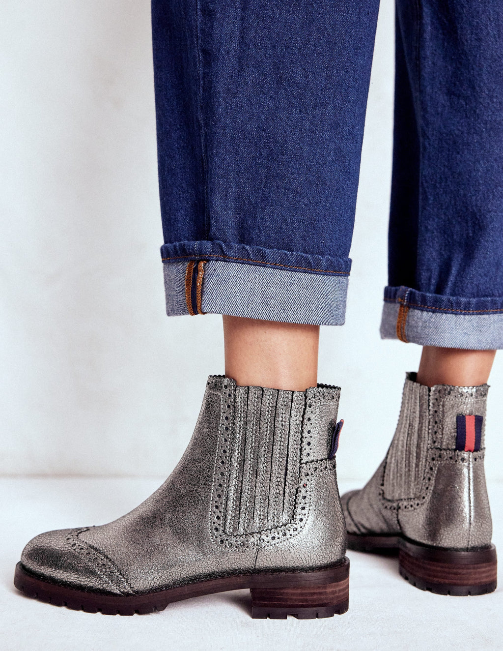 Brogue Detail Chelsea Boots-Silver