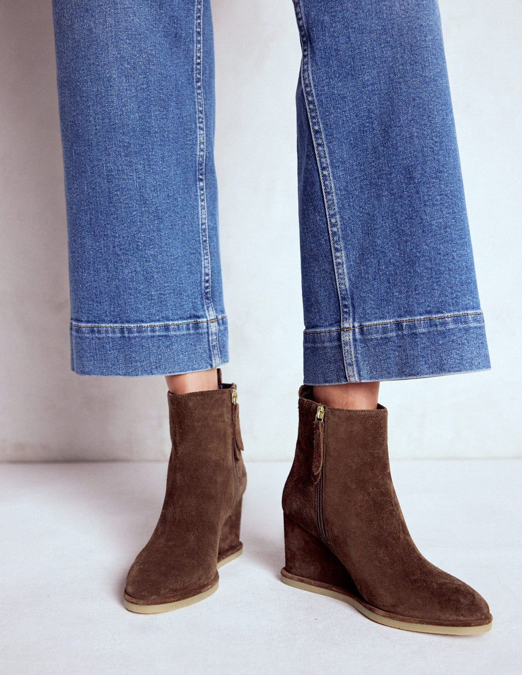 Smart Wedge Boots-Bitter Chocolate