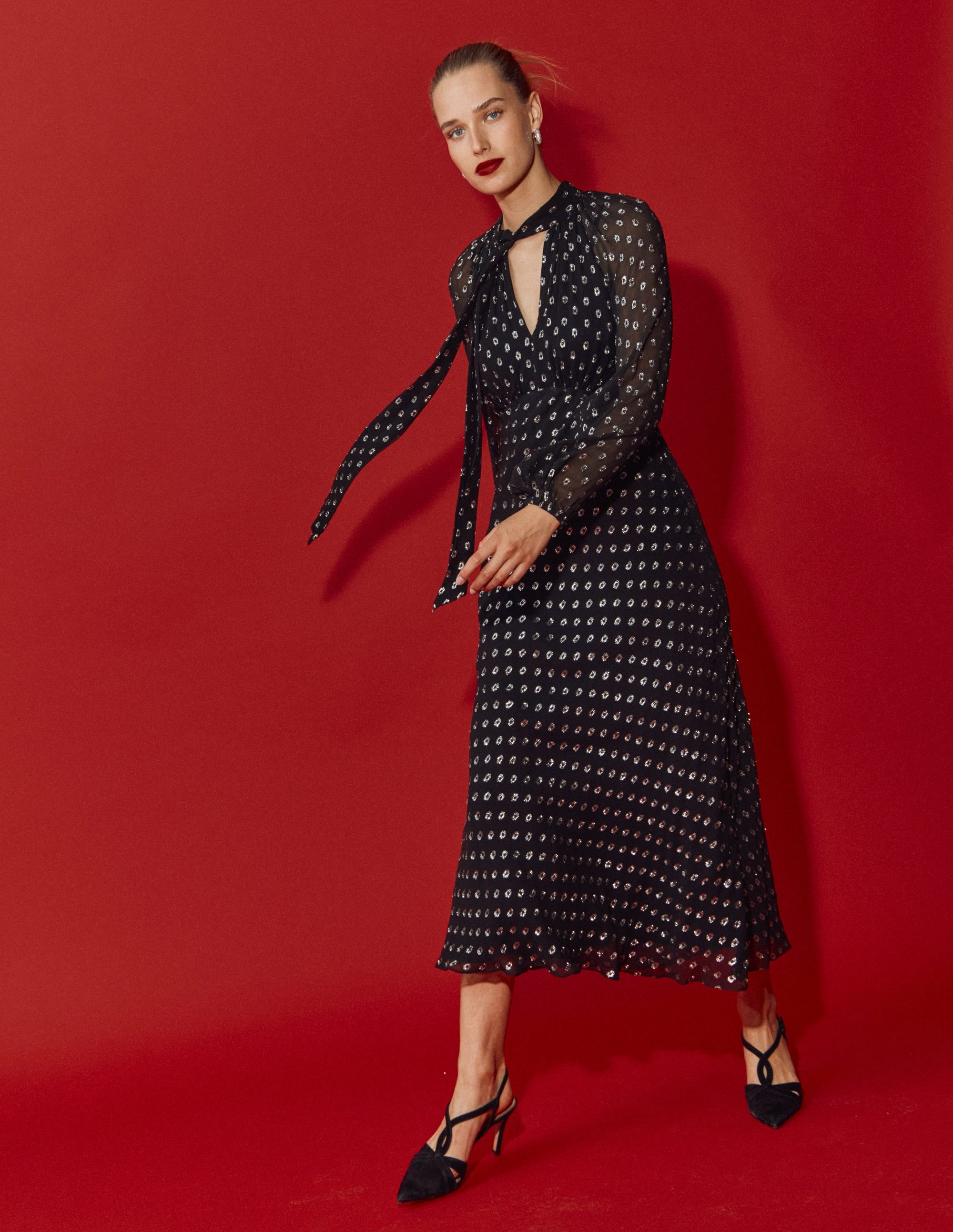 Tie Neck Midi Dress-Black and Silver Clip