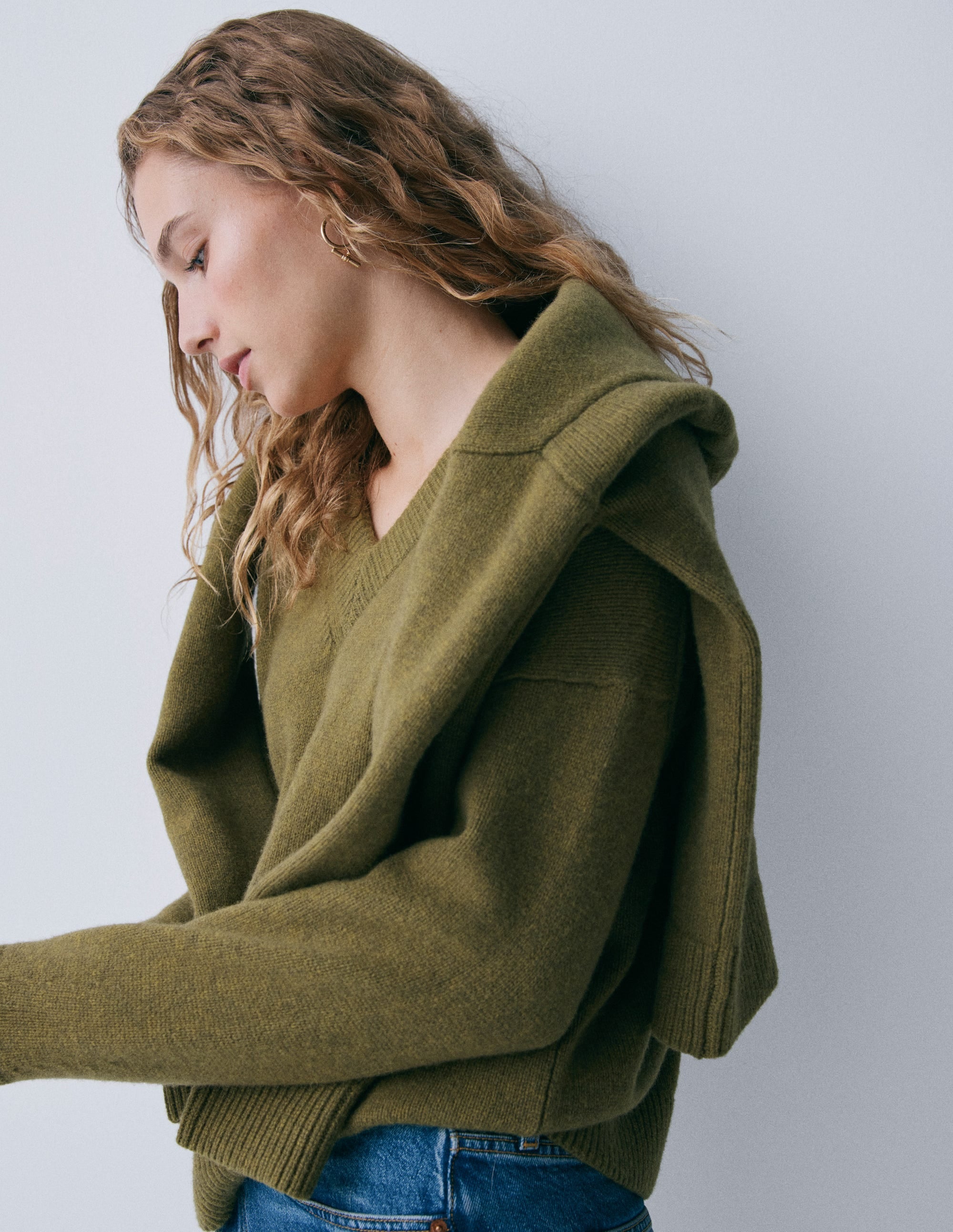 Marion Merino V-neck Sweater-Promenade Green Melange