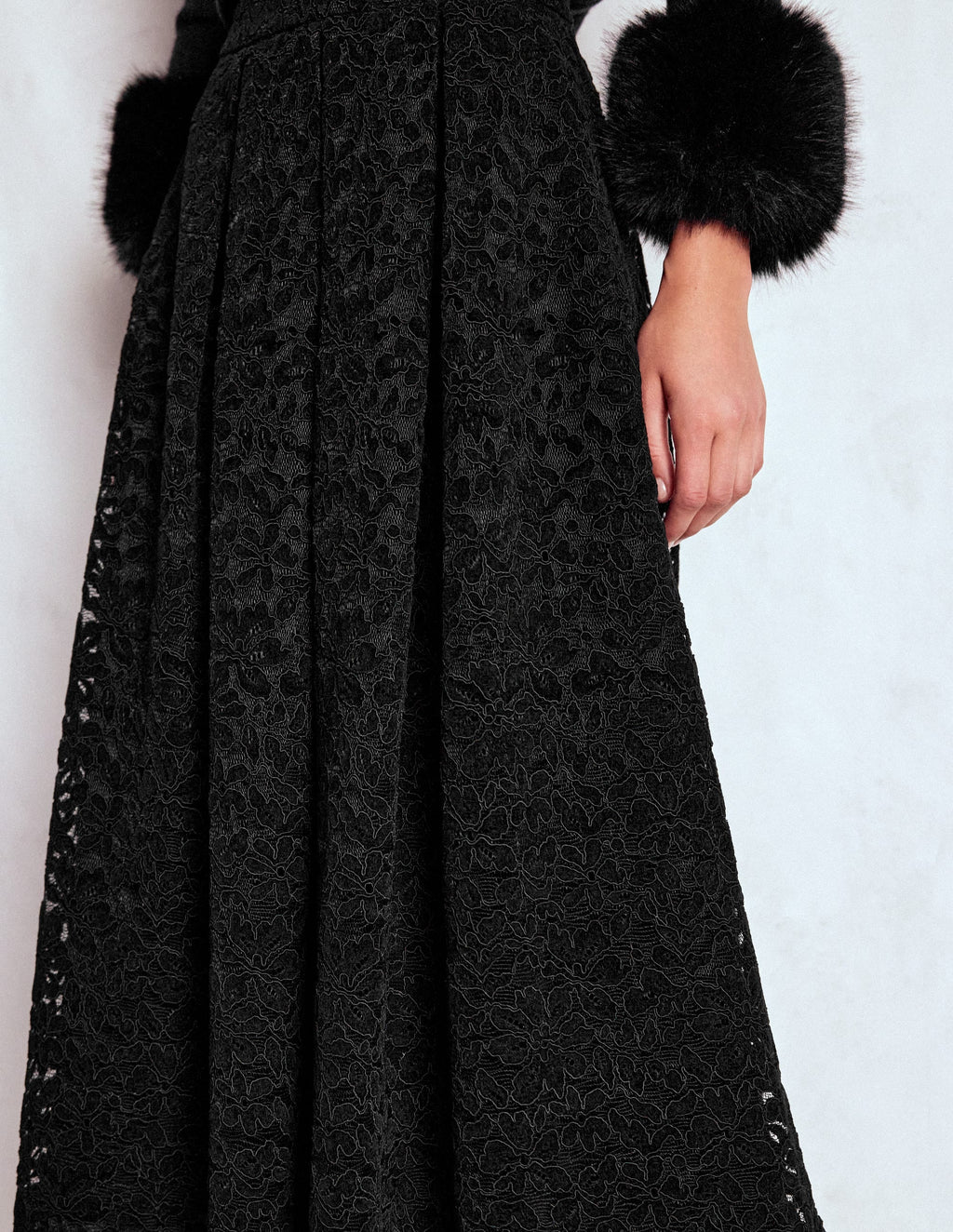 Verity Lace Midi Skirt-Black Lace