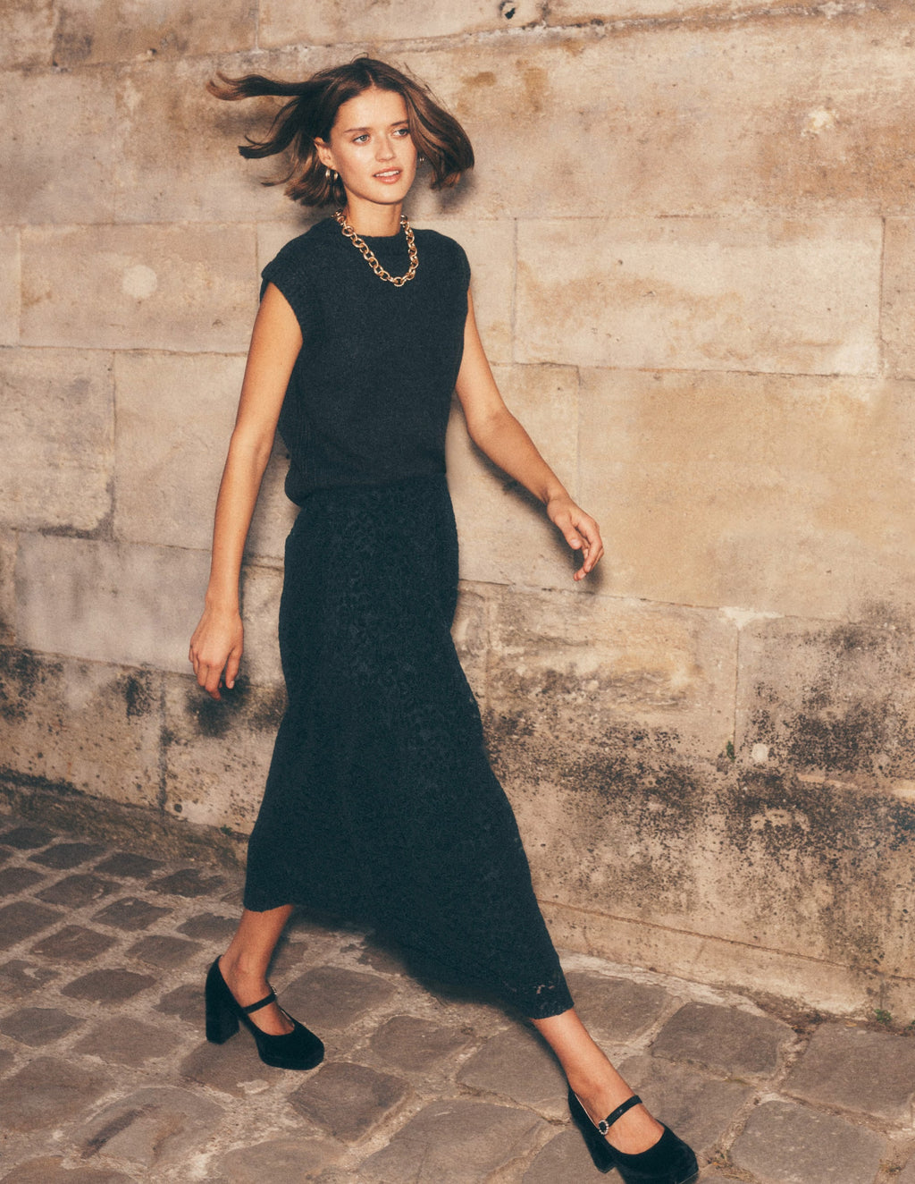 Verity Lace Midi Skirt-Black Lace