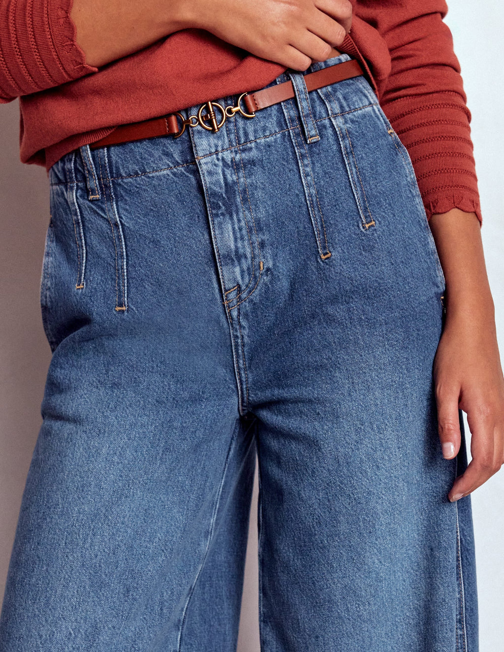 Stitch Detail Wide Leg Jeans-Mid Vintage