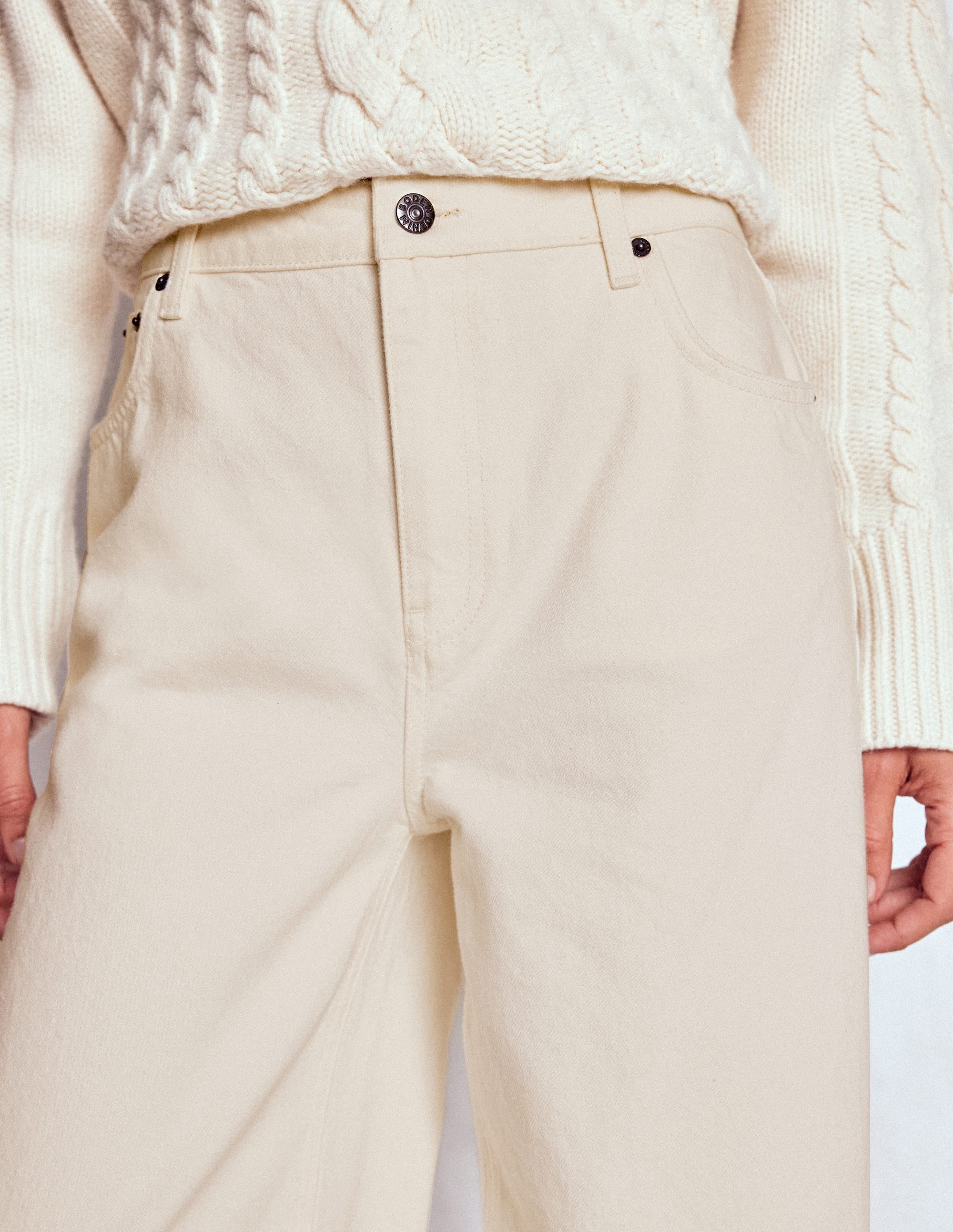 Relaxed Wide Leg  Jeans-Ecru