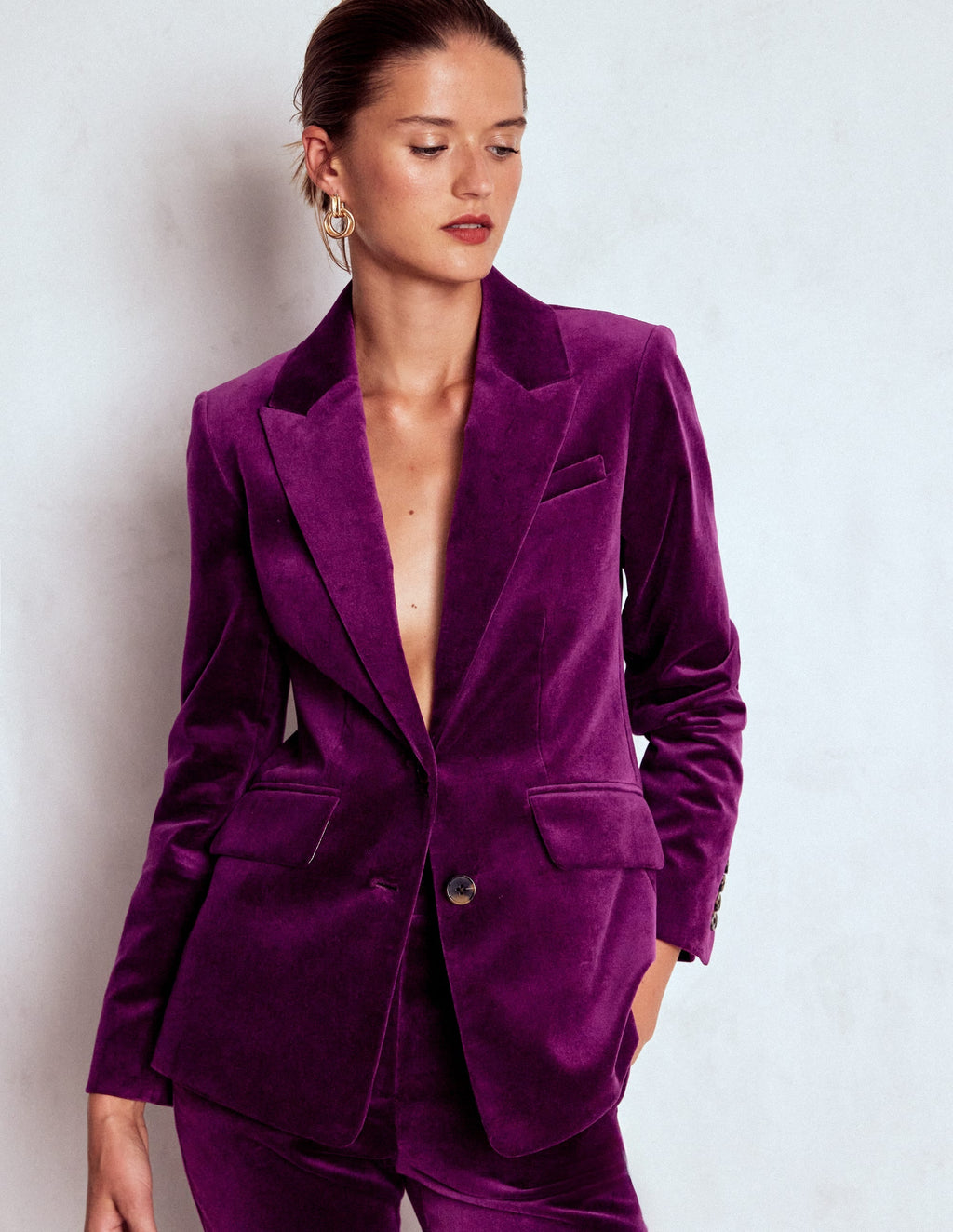 Stamford Velvet Blazer-Plum Jam