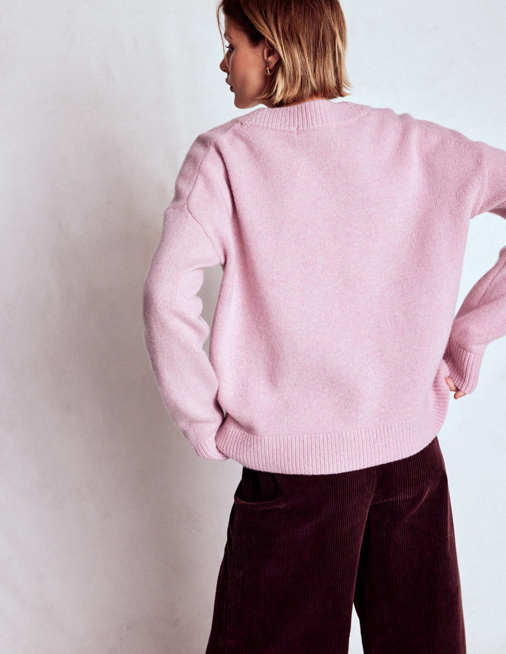 Marion Merino V-neck Sweater-Blush Pink