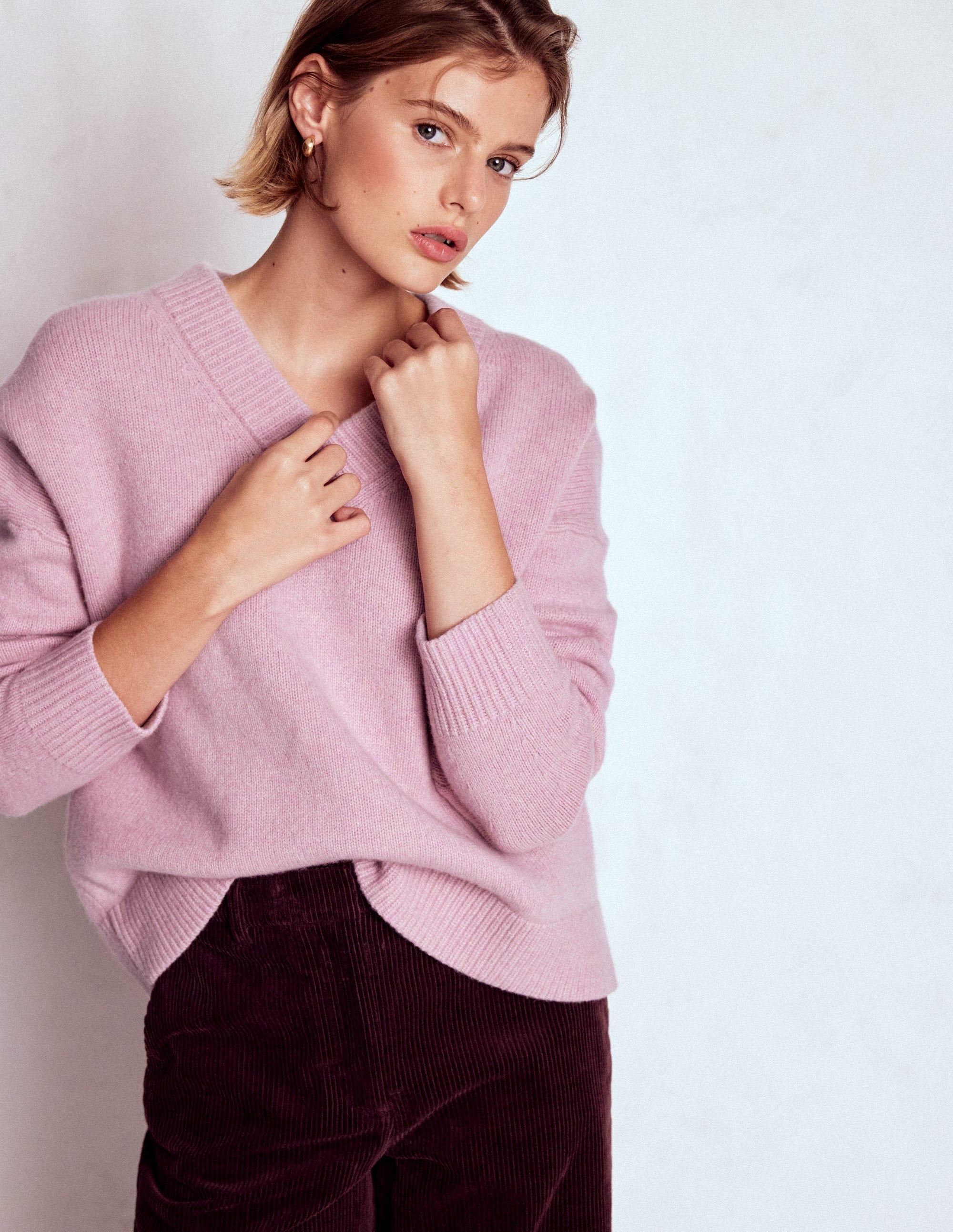 Marion Merino V-neck Sweater-Blush Pink