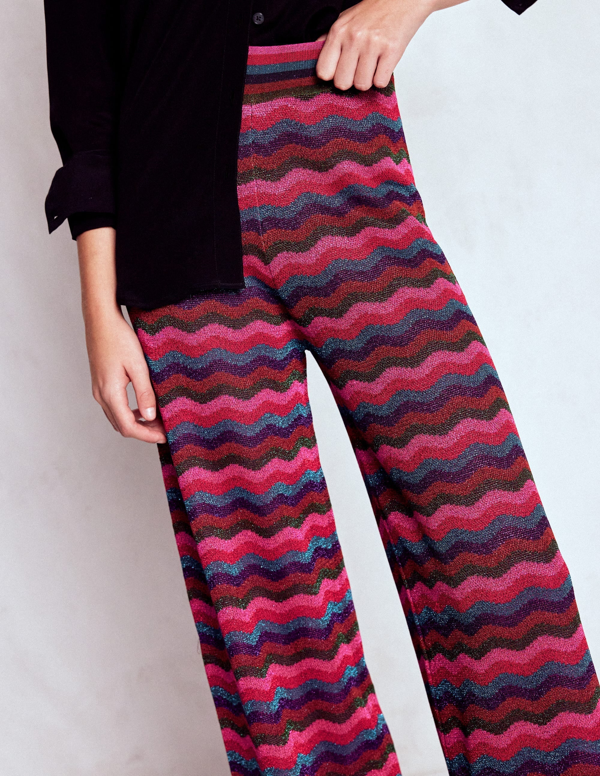 Jacquard Knitted Trousers-Jewel Toned Metallic Wave
